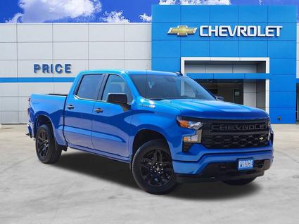 2026 Chevrolet Silverado Pleasanton TX