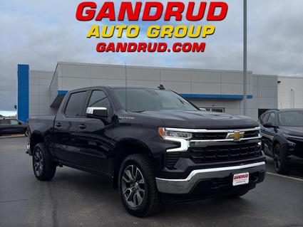 2022 Chevrolet Silverado Green Bay WI