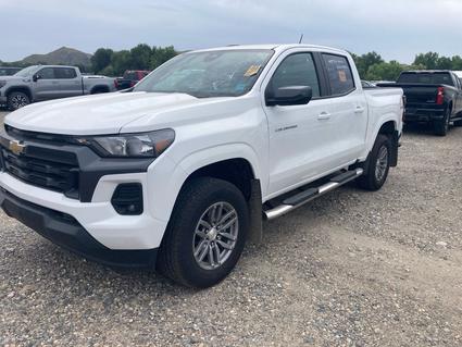 2023 Chevrolet Colorado Laurel  MT