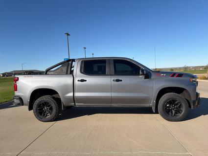 2022 Chevrolet Silverado Pierre SD