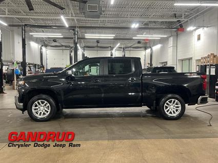 2022 Chevrolet Silverado Green Bay WI