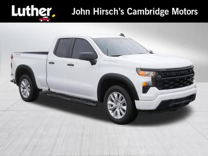 2025 Chevrolet Silverado Cambridge MN