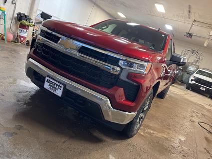 2024 Chevrolet Silverado Carrington ND