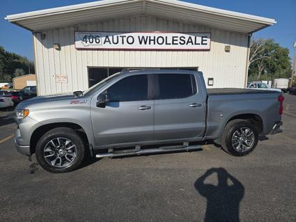 2023 Chevrolet Silverado Laurel  MT
