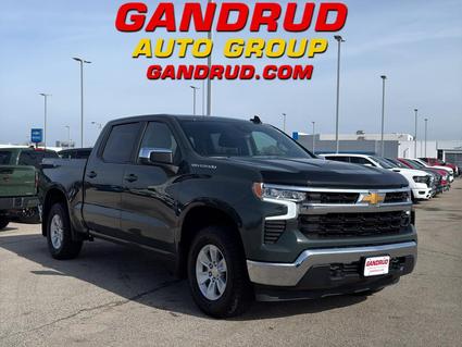 2025 Chevrolet Silverado Green Bay WI