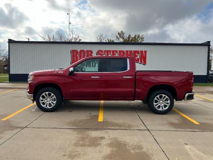2026 Chevrolet Silverado Manchester IA