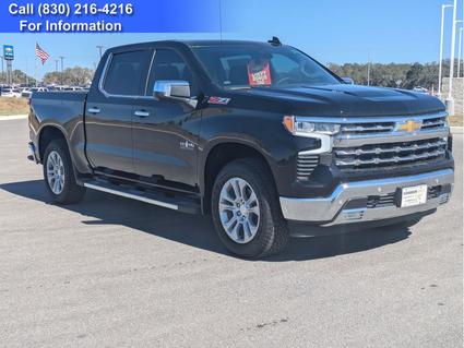 2025 Chevrolet Silverado Floresville TX