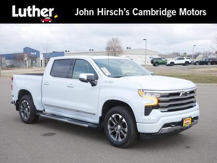 2026 Chevrolet Silverado Cambridge MN