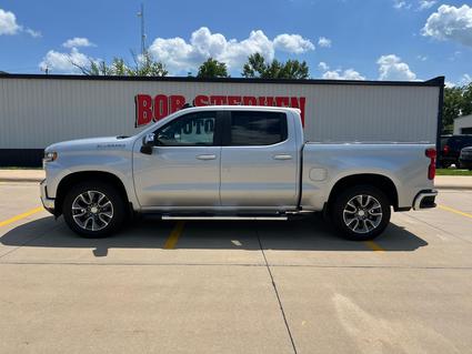 2020 Chevrolet Silverado Manchester IA