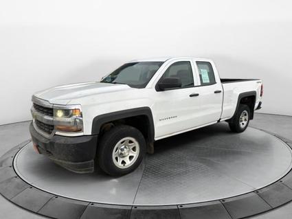 2017 Chevrolet Silverado Pierre SD