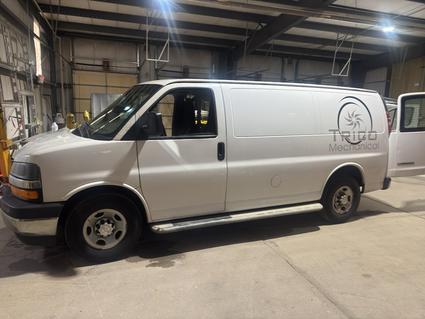 2018 Chevrolet Express Mendota IL