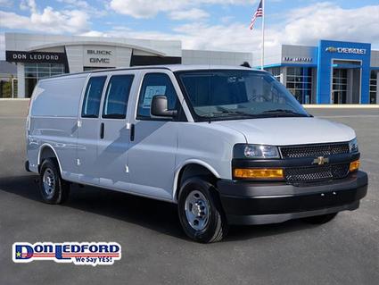 2025 Chevrolet Express Cleveland TN