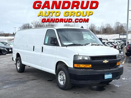 2022 Chevrolet Express Green Bay WI