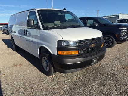 2025 Chevrolet Express Cut Bank MT