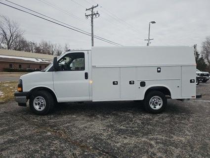 2024 GMC Savana Carbondale IL