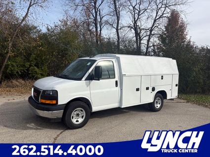 2025 GMC Savana Waterford WI