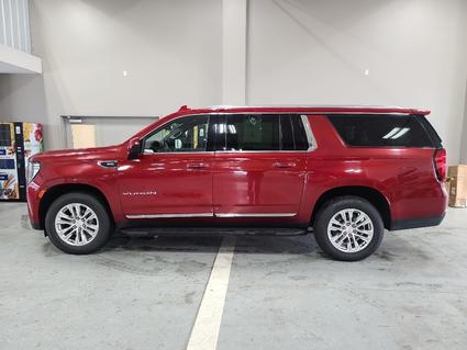 2023 GMC Yukon XL Manchester IA