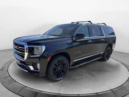 2023 GMC Yukon XL Pierre SD