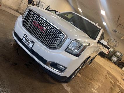 2017 GMC Yukon XL Carrington ND