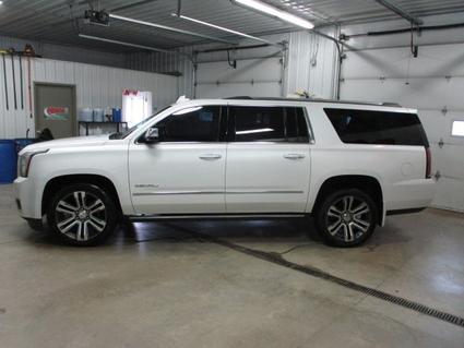 2019 GMC Yukon XL Hazel Green WI