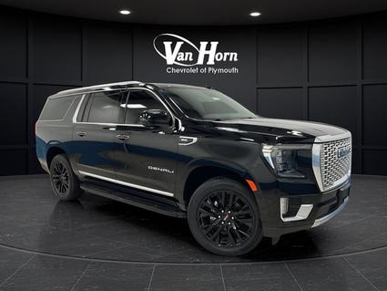 2023 GMC Yukon XL Plymouth WI