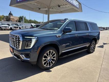 2025 GMC Yukon XL Pierre SD