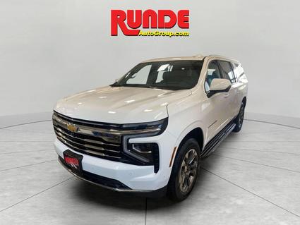 2025 Chevrolet Suburban Hazel Green WI