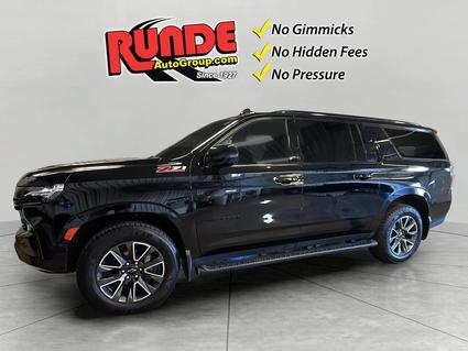 2023 Chevrolet Suburban Hazel Green WI