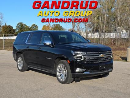 2023 Chevrolet Suburban Green Bay WI