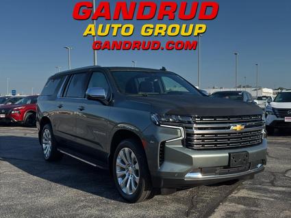 2024 Chevrolet Suburban Green Bay WI
