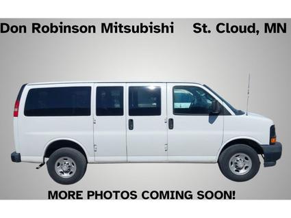 2017 Chevrolet Express St Cloud MN