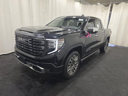 2023 GMC Sierra Milwaukee WI