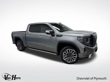 2025 GMC Sierra Plymouth WI