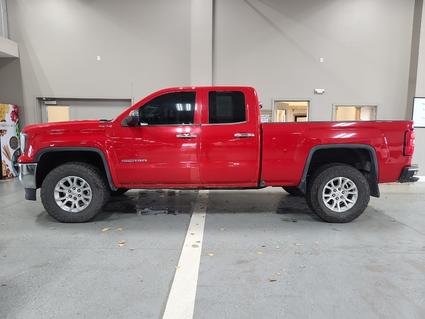 2017 GMC Sierra Manchester IA