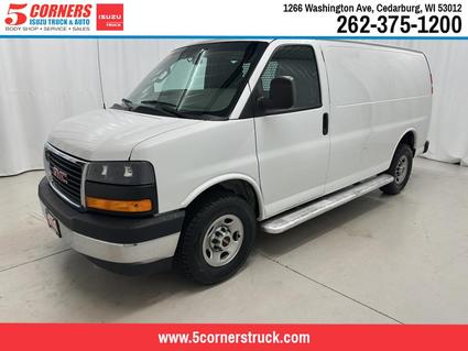 2021 GMC Savana Cedarburg WI