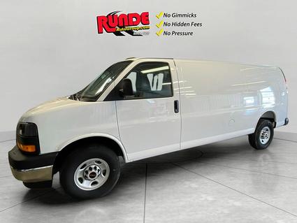 2025 GMC Savana Hazel Green WI