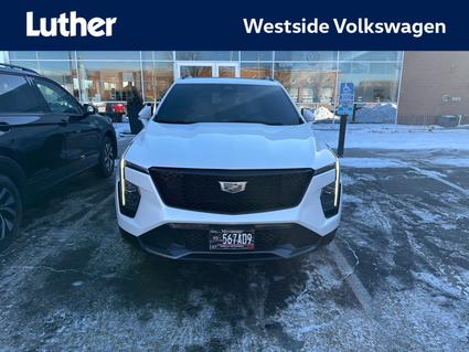 2024 Cadillac XT4 Minneapolis MN