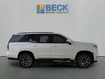 2023 Cadillac Escalade Pierre SD