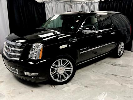 2014 Cadillac Escalade ESV Elmont NY