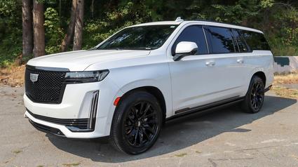 2022 Cadillac Escalade ESV  