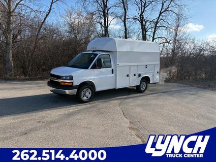 2026 Chevrolet Express Waterford WI