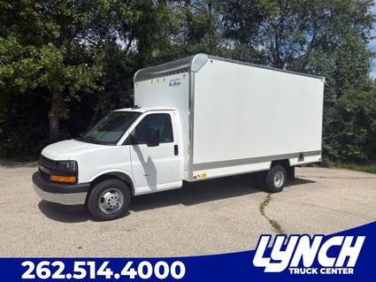 2025 Chevrolet Express Waterford WI