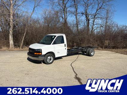 2026 Chevrolet Express Waterford WI