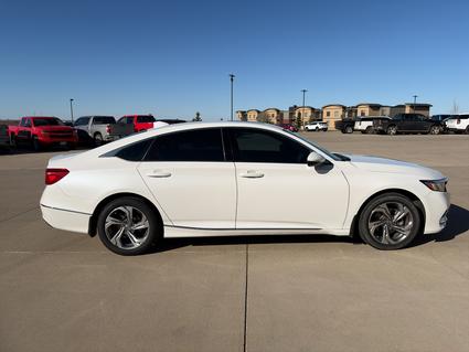 2018 Honda Accord Pierre SD