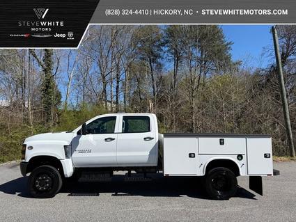 2023 Chevrolet Silverado 4500HD / Silverado 5 Newton NC