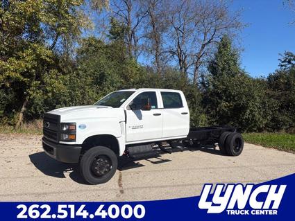2024 Chevrolet Silverado 6500HD Waterford WI