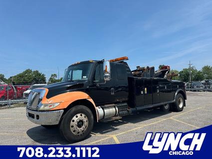 2004 International 4400 Waterford WI