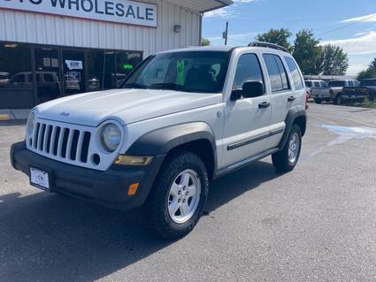 2007 Jeep Liberty Laurel  MT