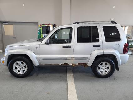 2005 Jeep Liberty Manchester IA