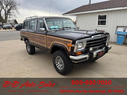 1989 Jeep Grand Wagoneer Brookings SD